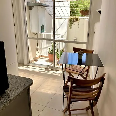 Depa Pequeno Y Confortable En Inmejorable Zona! Mendoza Exterior foto
